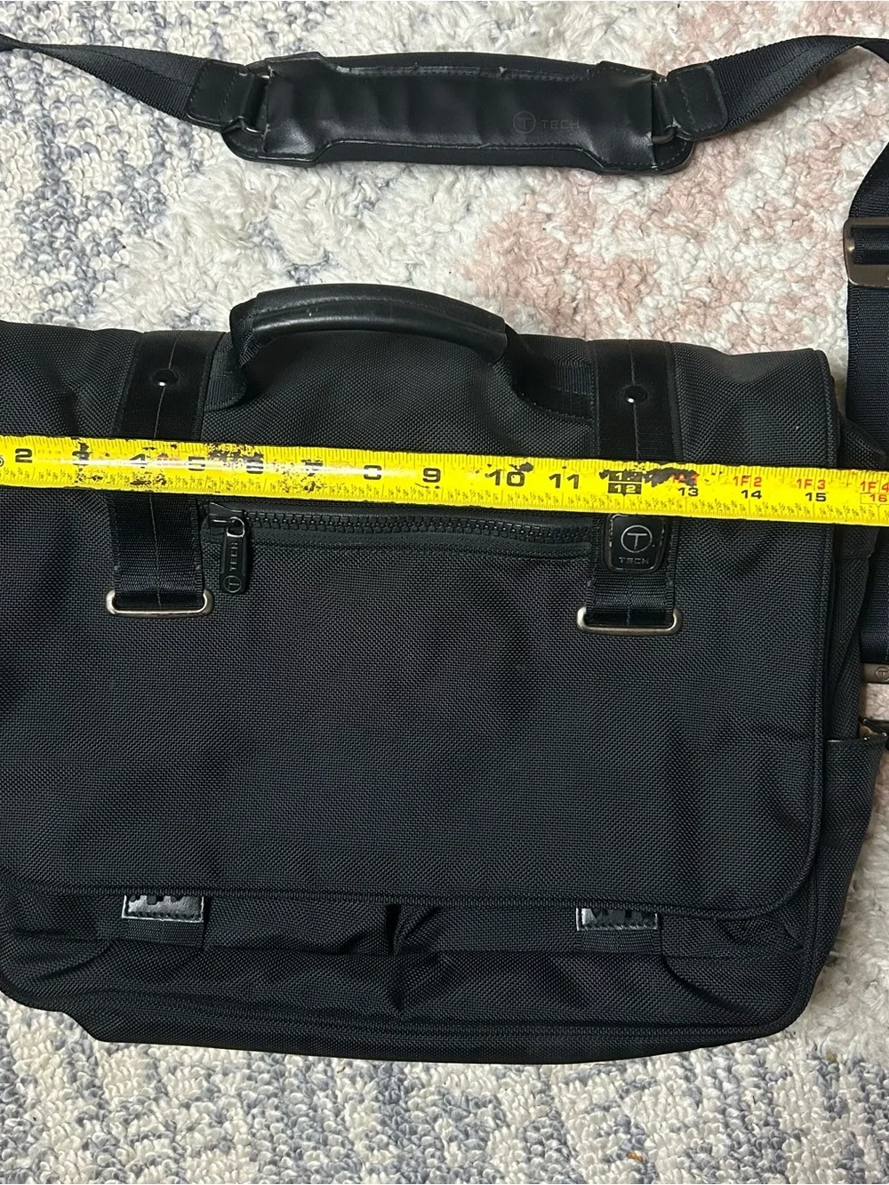 Tumi Black Laptop Messenger Bag with Shoulder Strap